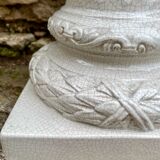 Cracked earthenware column