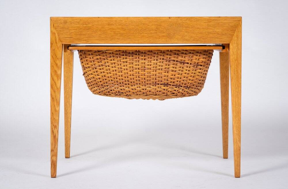 Table d'Appoint en Chêne par Severin Hansen pour Haslev, 1950s