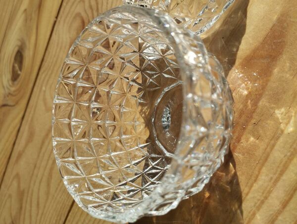Bonbonnière ananas en cristal taillé – Pièce décorative iconique