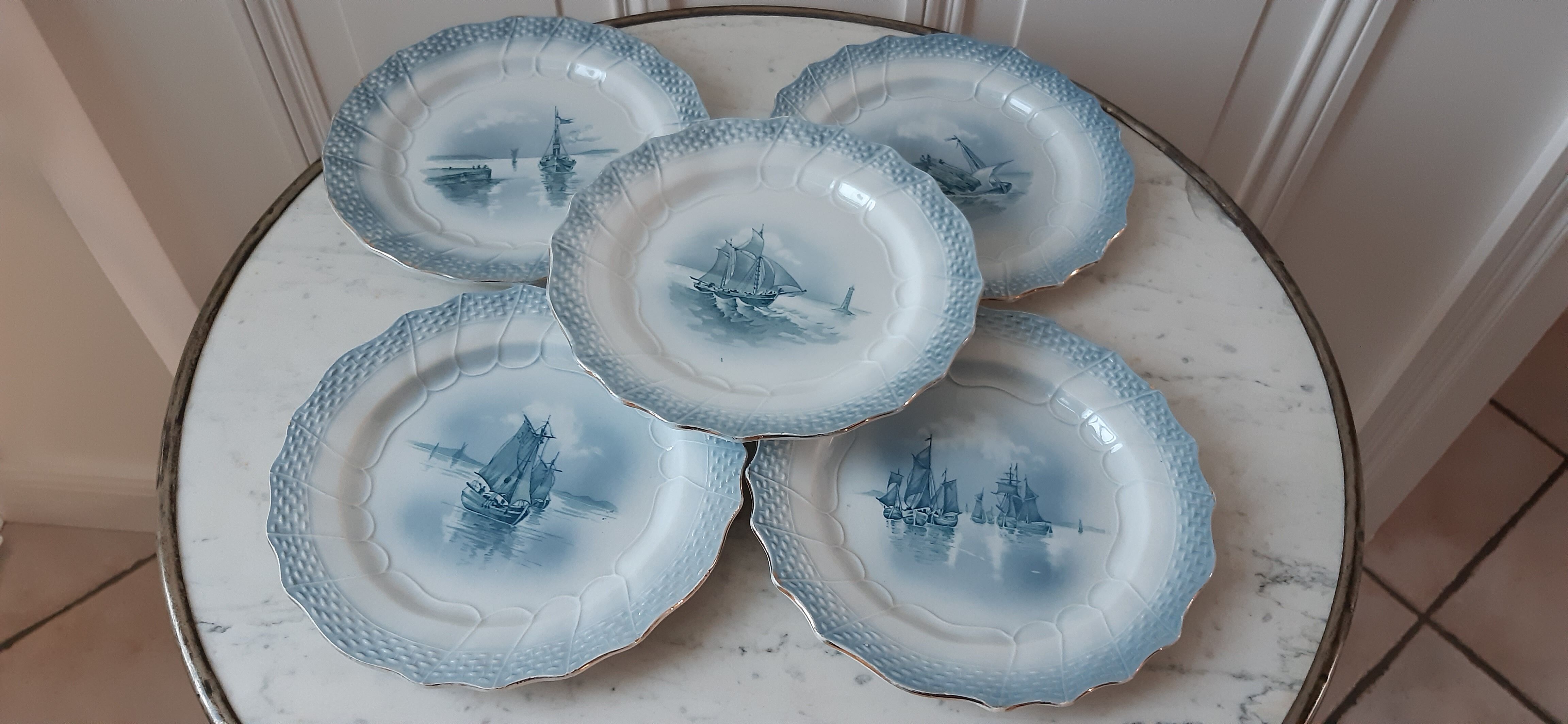 Set of 5 dessert plates Terre de Fer Saint Amand XIXth