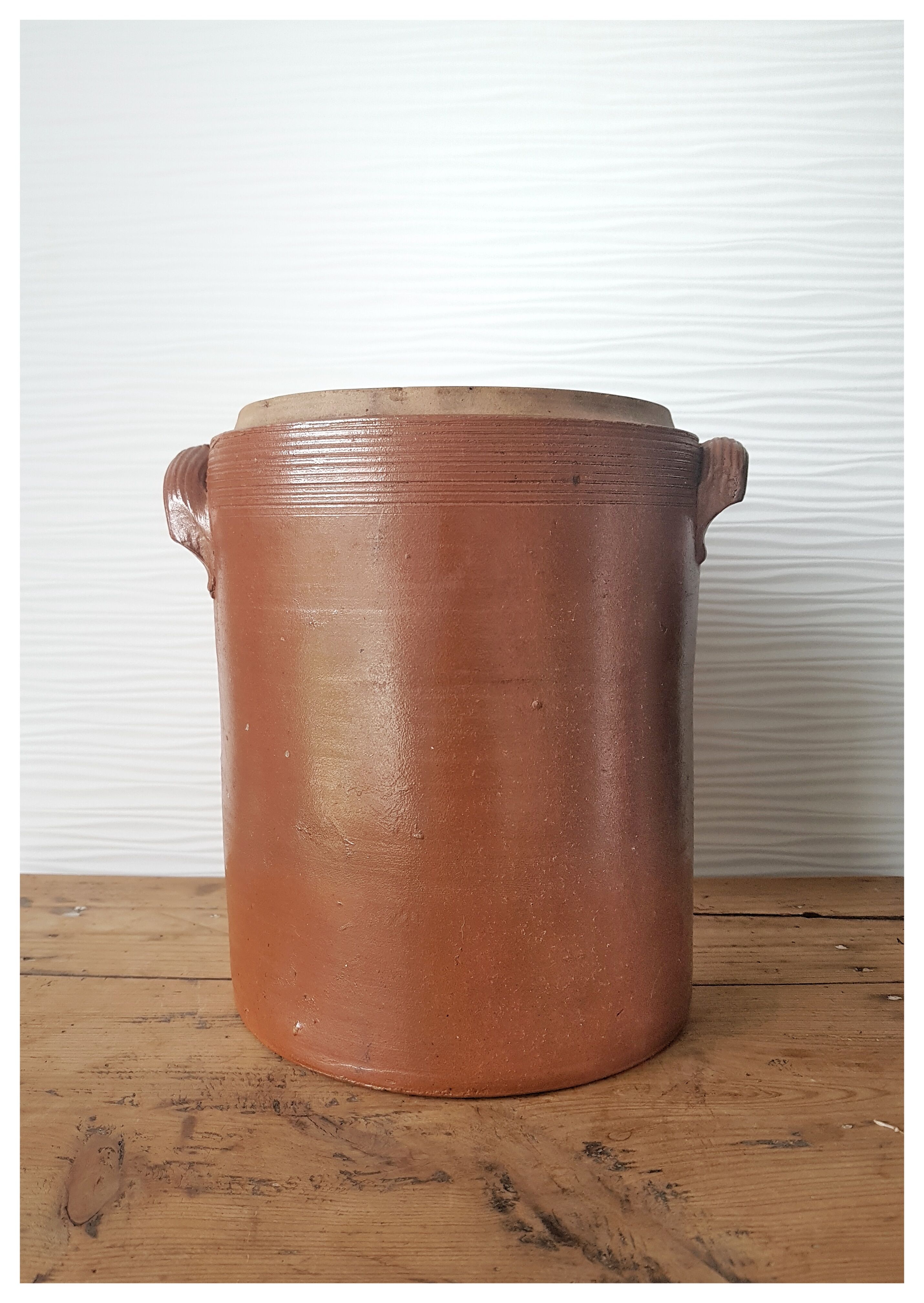 Sandstone pot