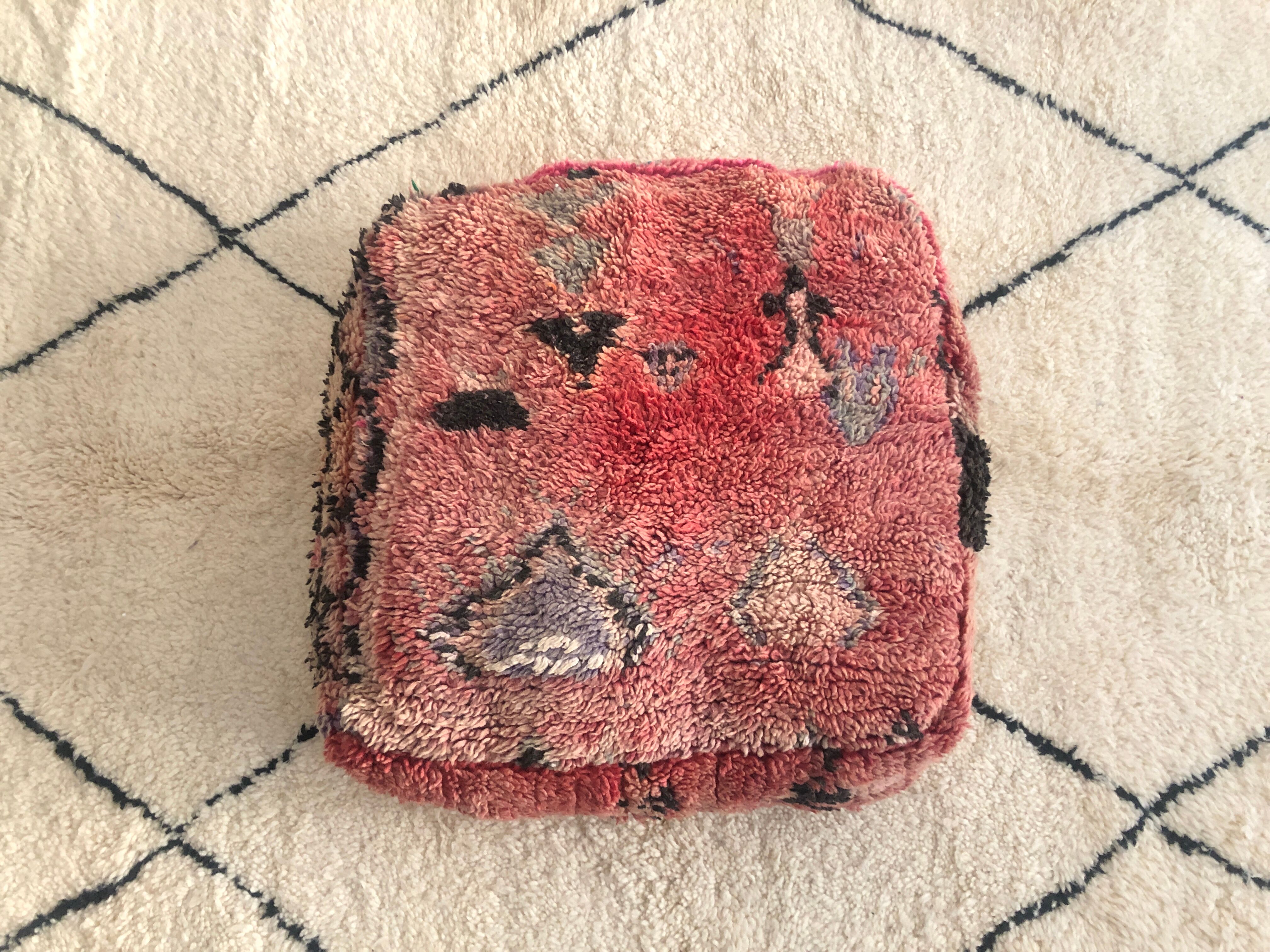 Authentic vintage berber pouf "boujaad" ethnic chic