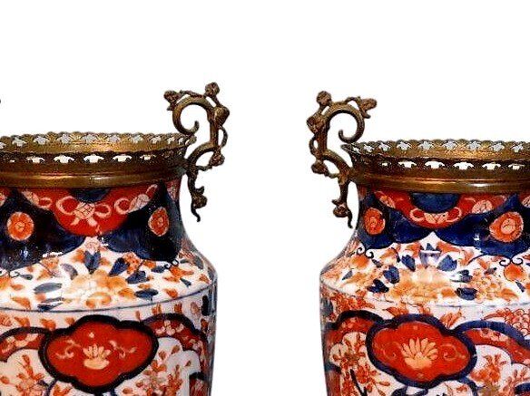 Pair of Japanese vases, Meiji period