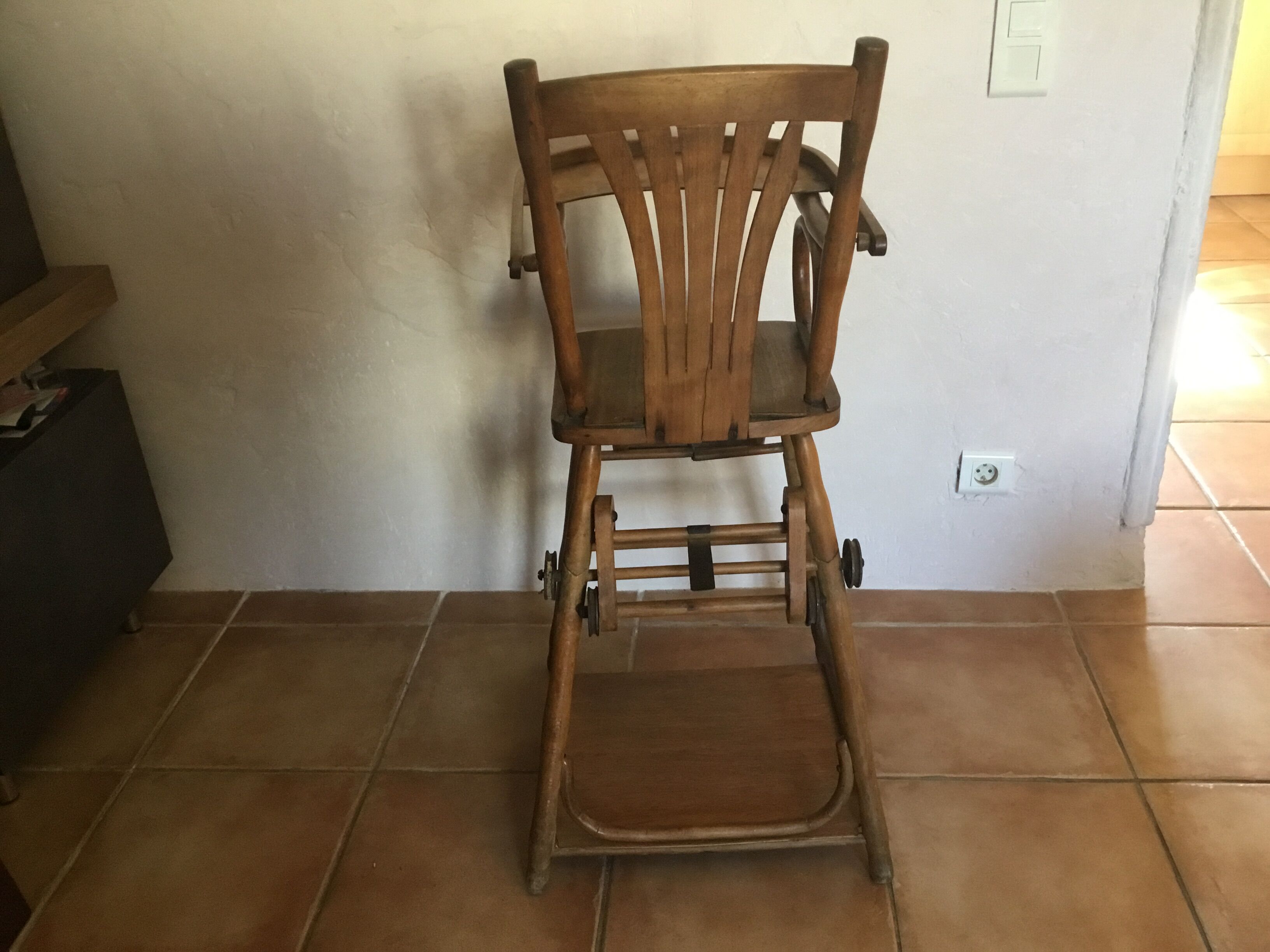 Baby Baumann children's chairs 1926-1928 at palmettes