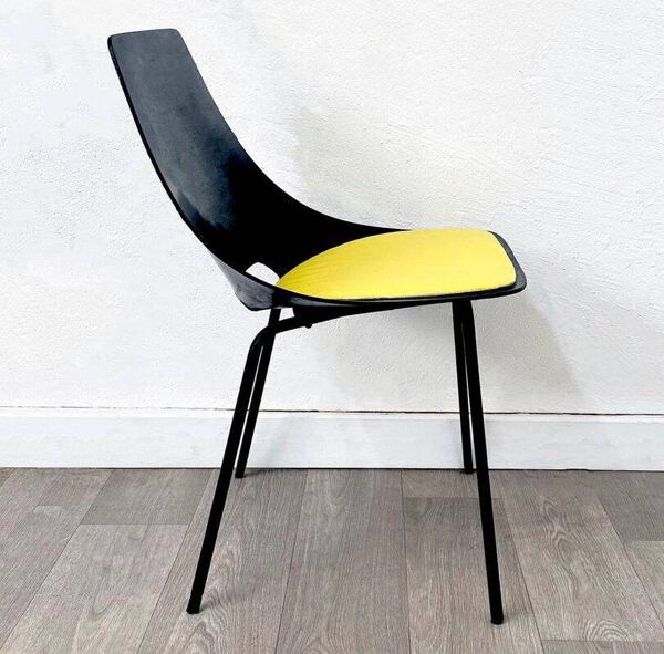 Paire de chaises de Guariche pour Steiner