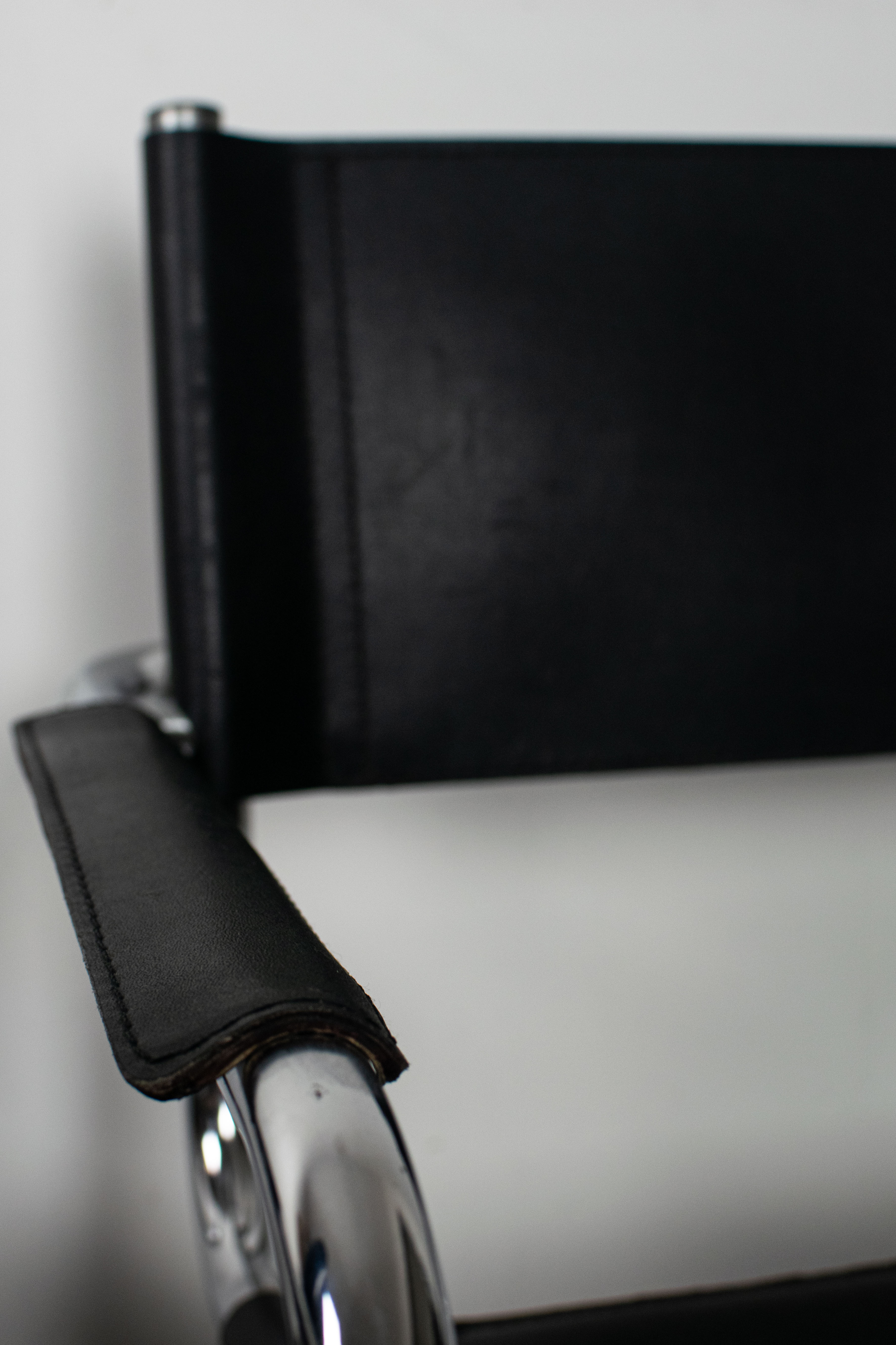 Black leather cantilever armchair 70s-80s