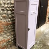Cloakroom cabinet