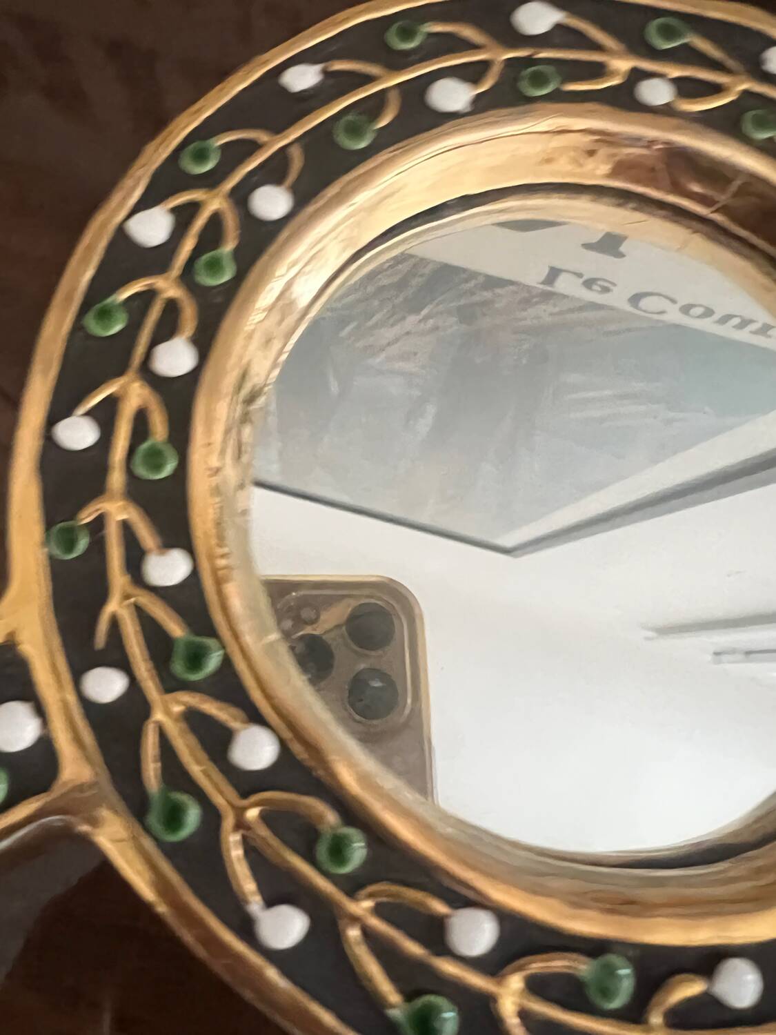 Mithé Espelt Mirror