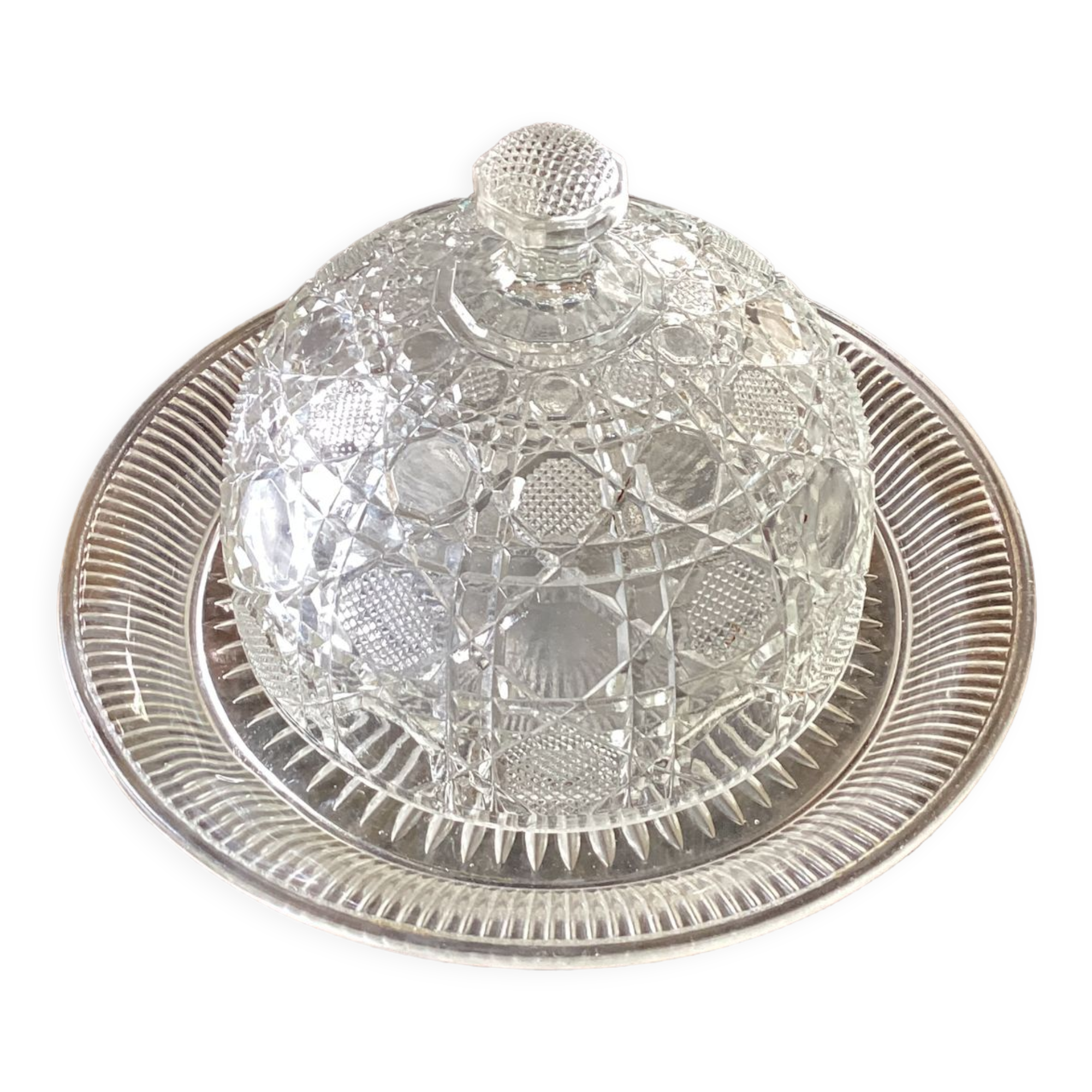 Bell with its vintage glass plate dimension: height -13cm- diameter plate -22.5cm-