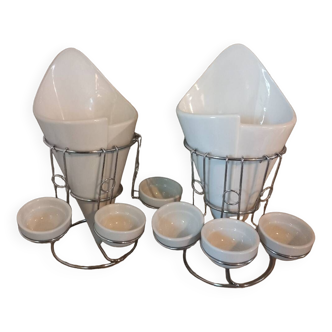 2 fries cones with holder and 3 porcelain bowls