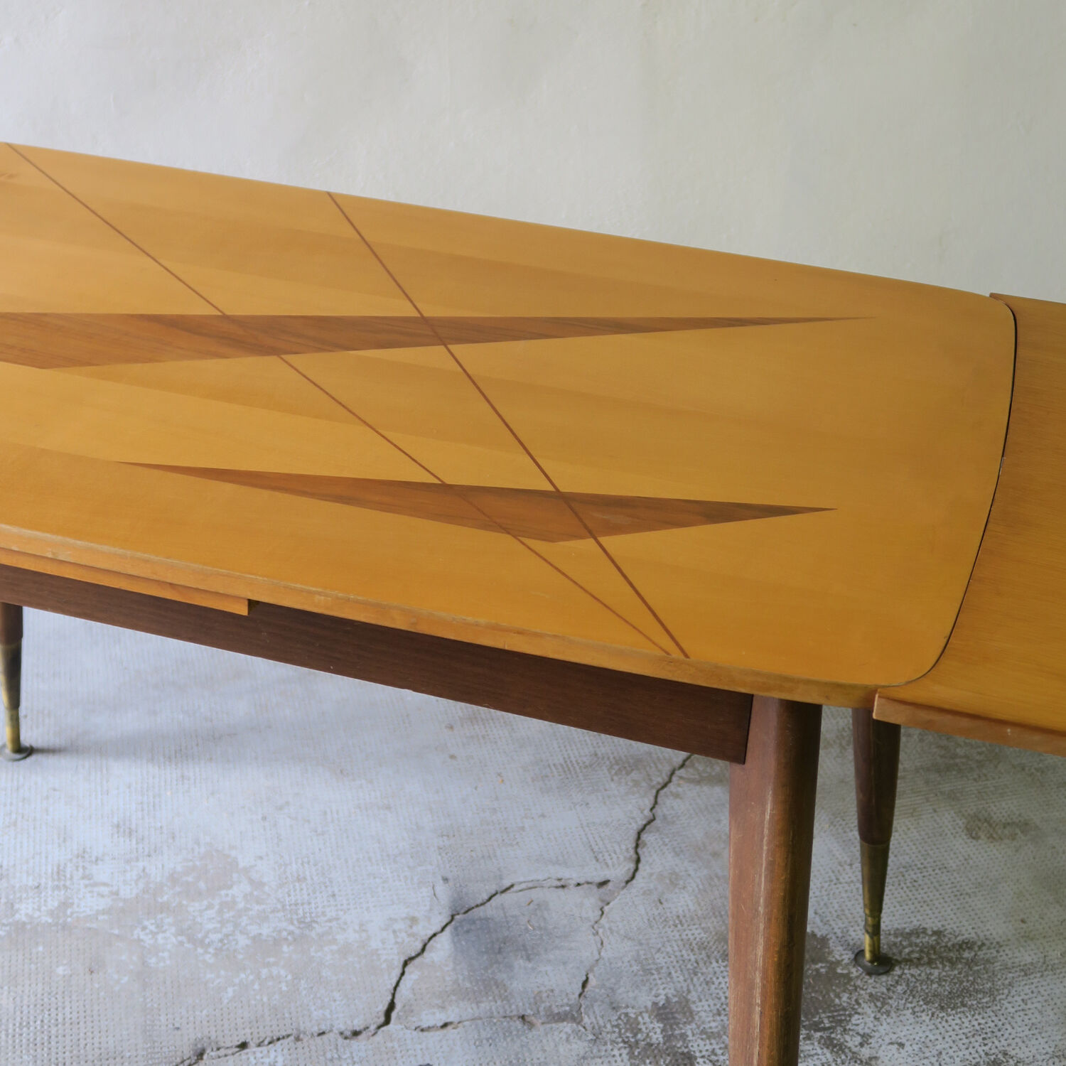 Meal table with extension cords