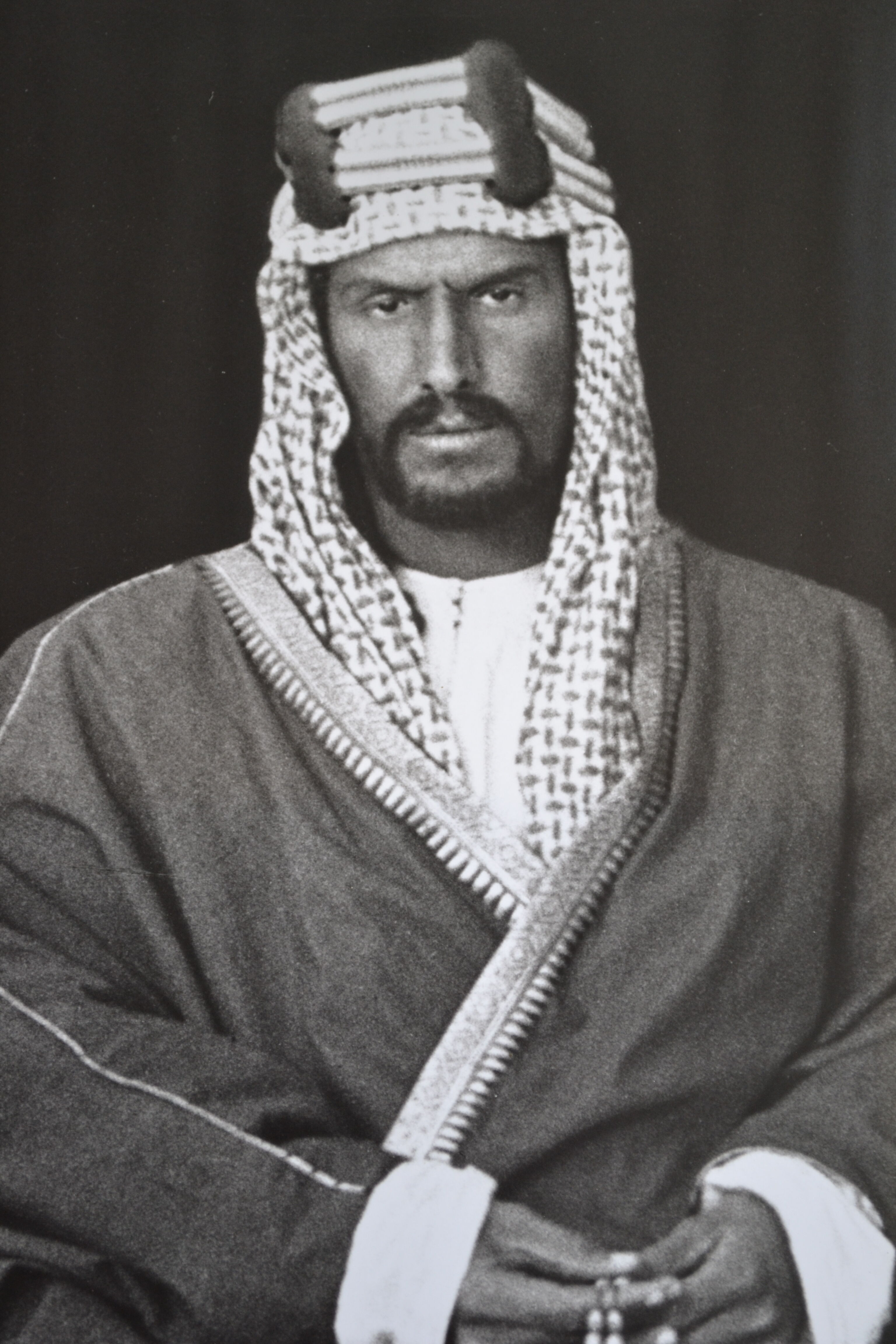 Anonymous silver photo arab man in traditional dress circa 1970