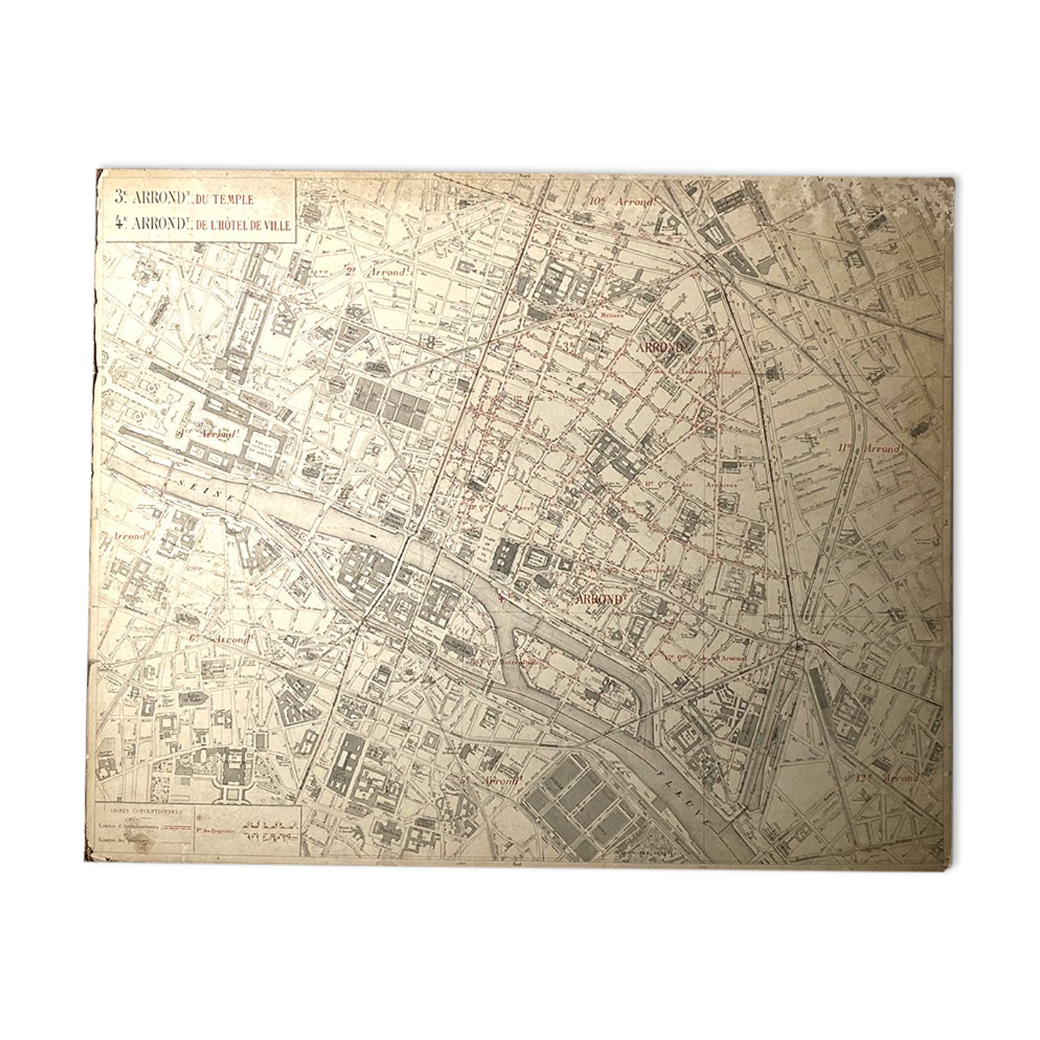 Old cardboard map of Paris - 3rd and 4th Arrondissement
