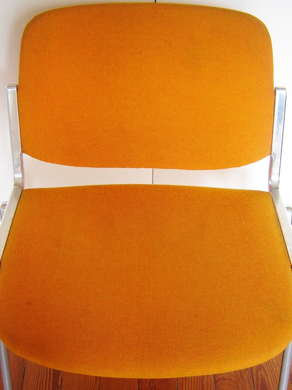 Lot de 4 chaises DSC106 design de Giancarlo Piretti