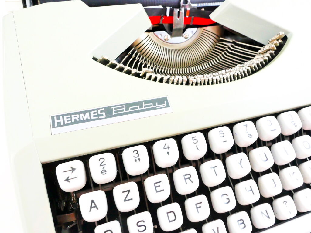 Grey Sage baby hermes typewriter