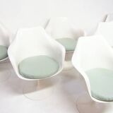 Ensemble de table à manger et six chaises Space-Age Tulip des années 1970 par Eero Saarinen pour Knoll