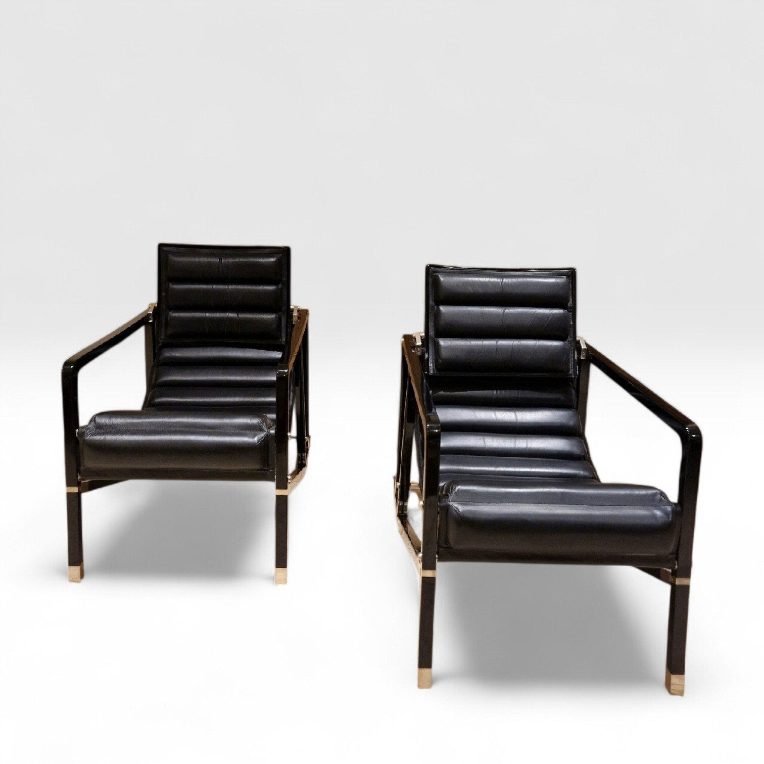 Eileen Gray, Pair of "Transat" Armchairs