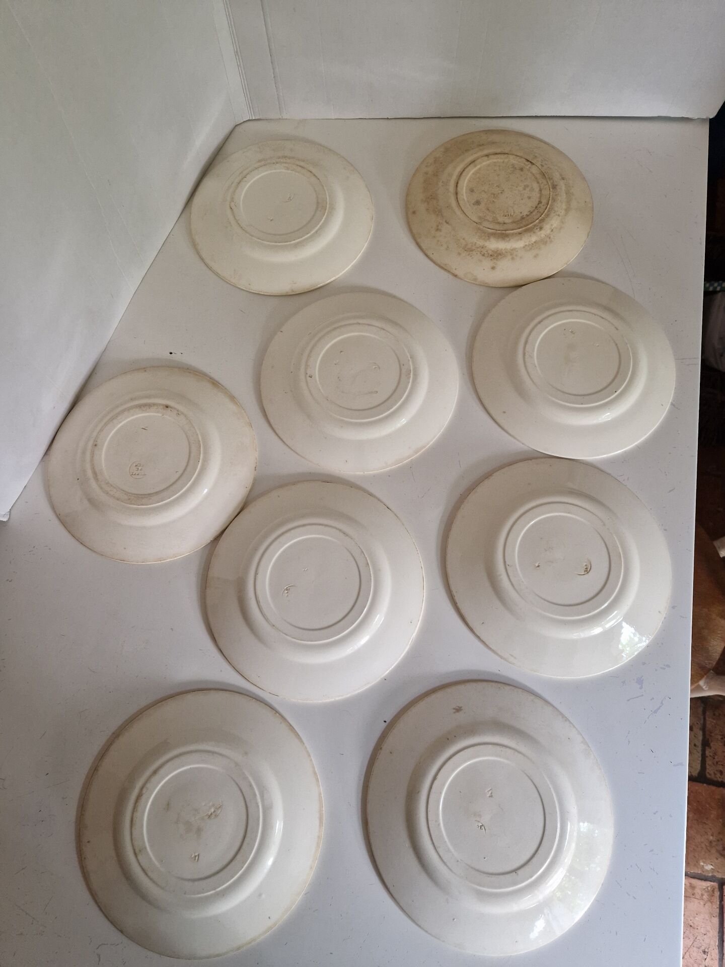 Lot De 9 Assiettes Plates Terre De Fer