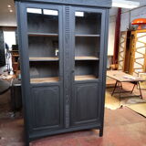 Patinated librarian