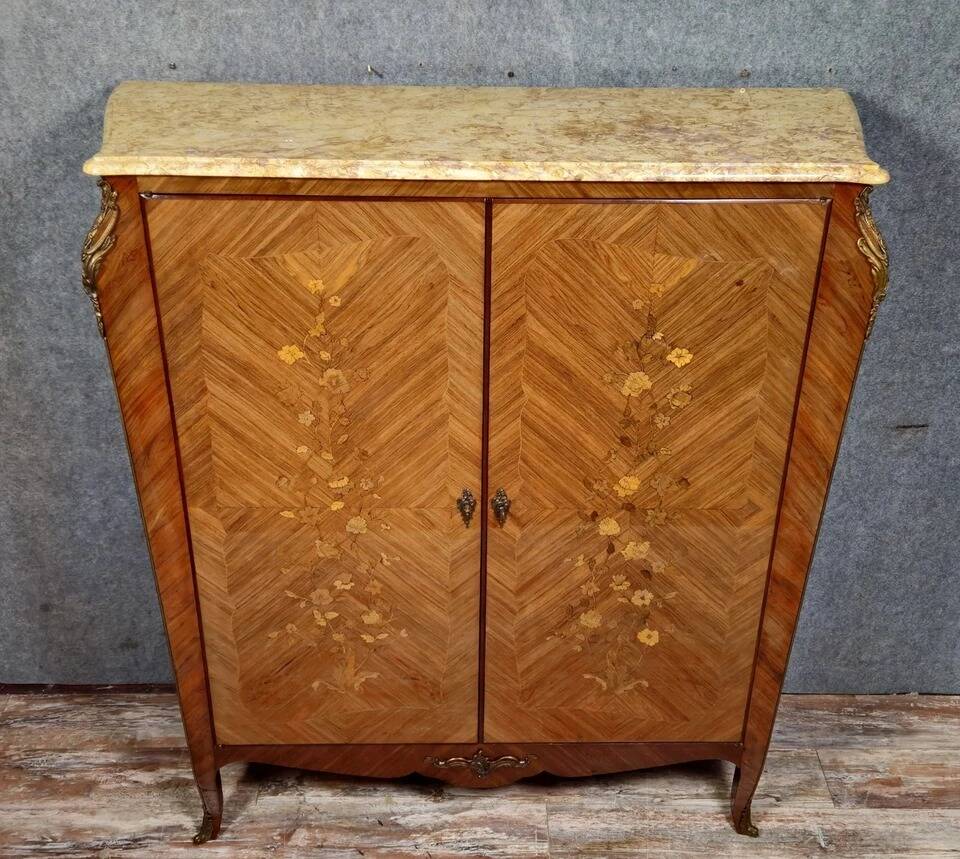 Curved Louis XV style armoire with floral marquetry, 20th century period.