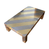 Table basse massive en métal chromé et laiton, Italie années 1970