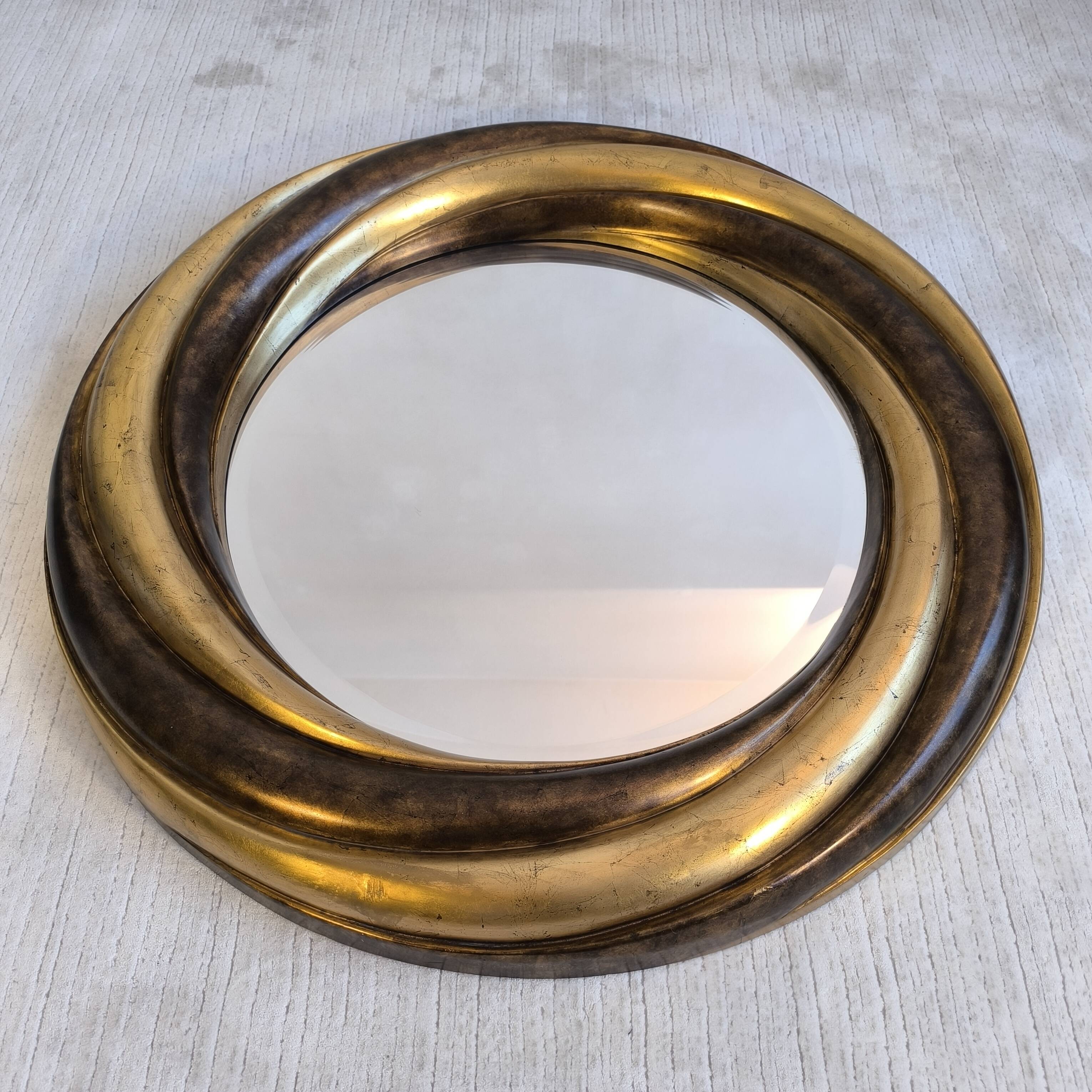 Victorian English Round Grand Mirror – Gilded Wood & Bevelled Glass
