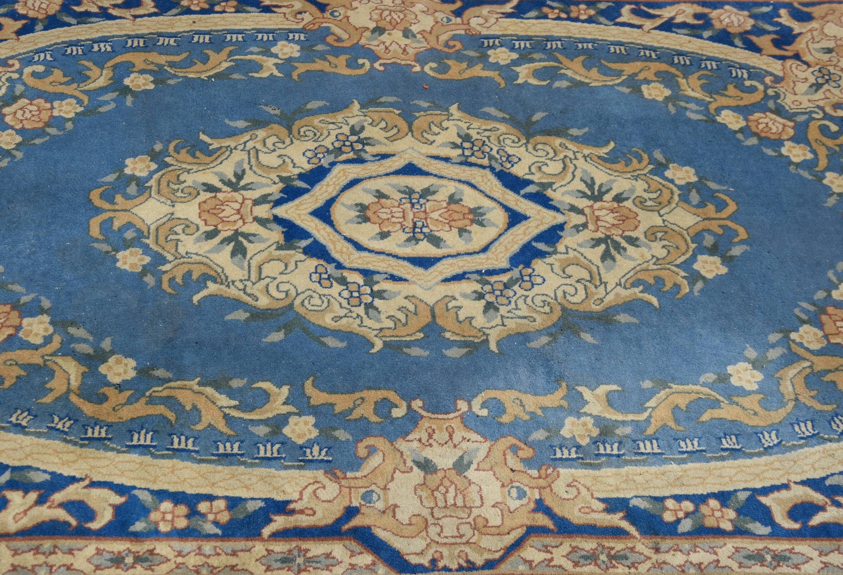Handmade Oriental rug Indo-Savonnerie - 122 x 180 cm - "Galerie Sardje"