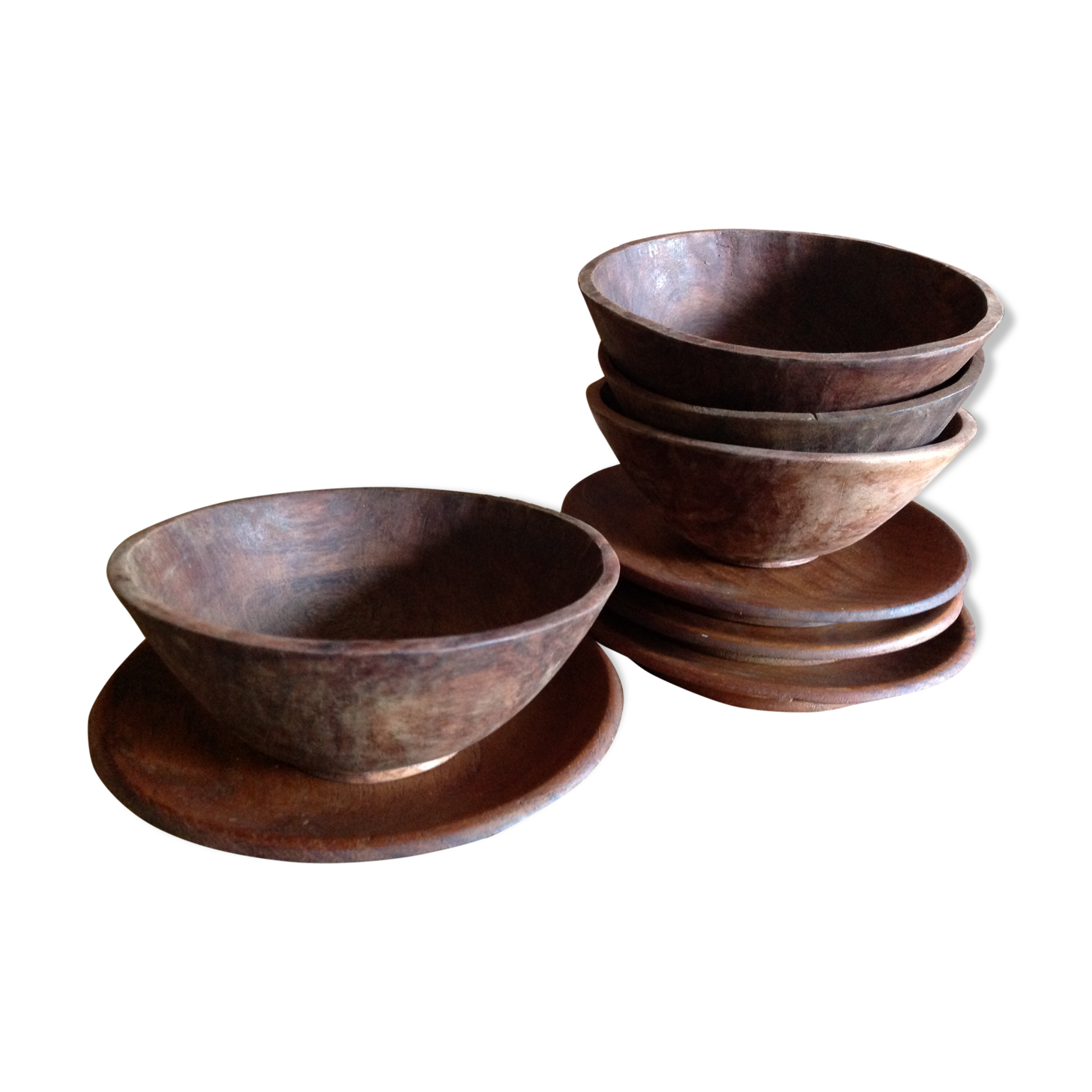 Set of 4 wooden bowls and plates