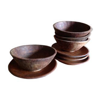 Set of 4 wooden bowls and plates