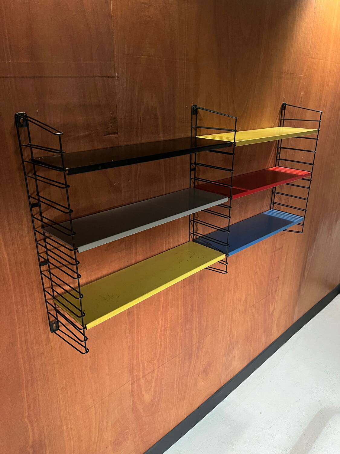 Tomado wall shelves vintage 1960s