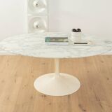 Oval tulip coffee table, Eero Saarinen