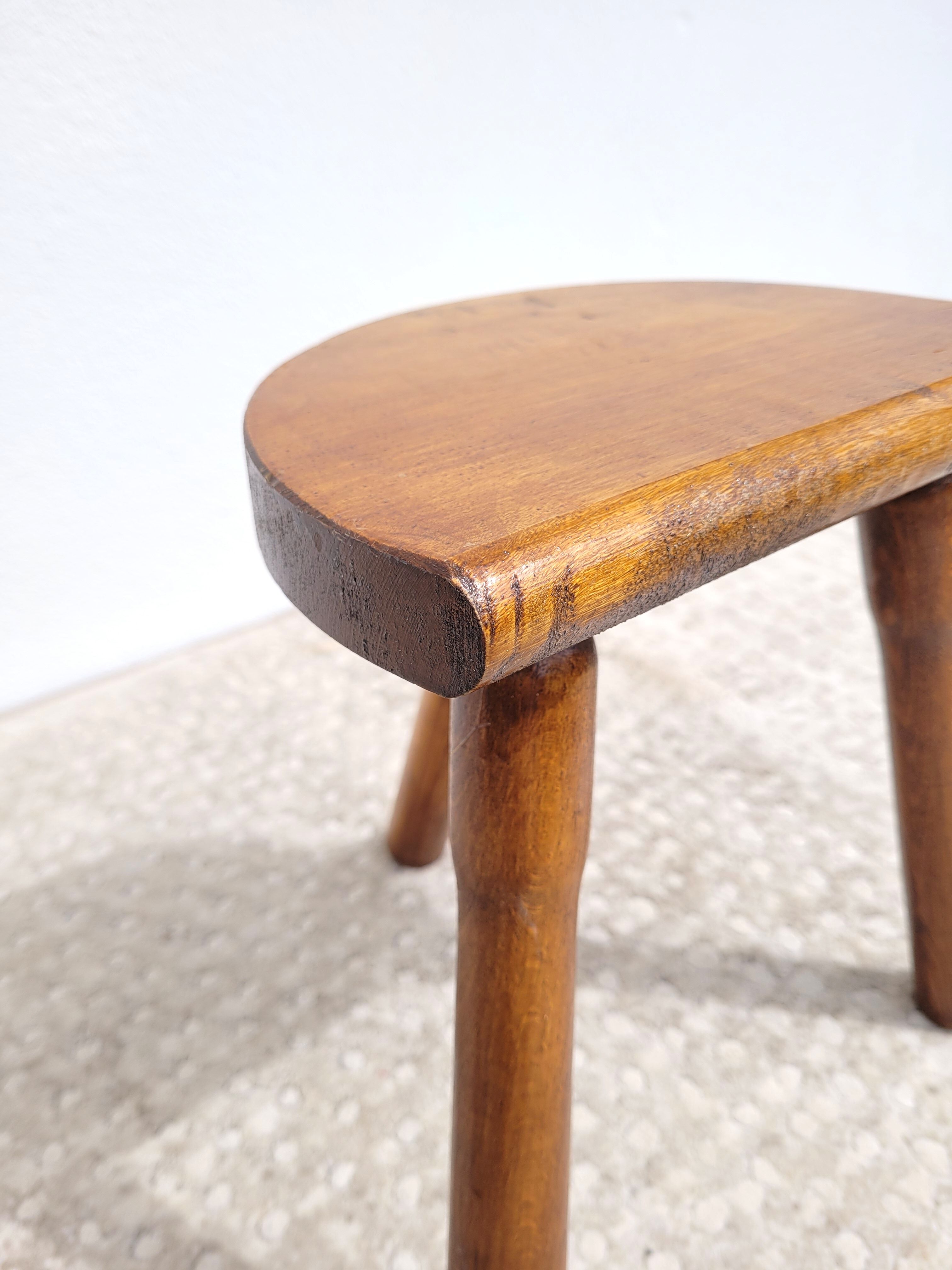 Tabouret de campagne tripode vintage
