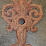 Cast iron anchor