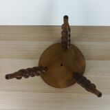 Tripod stool with turned feet