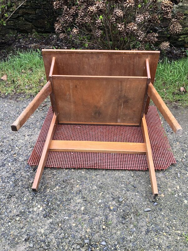 Bureau vintage à pieds compas en chêne.