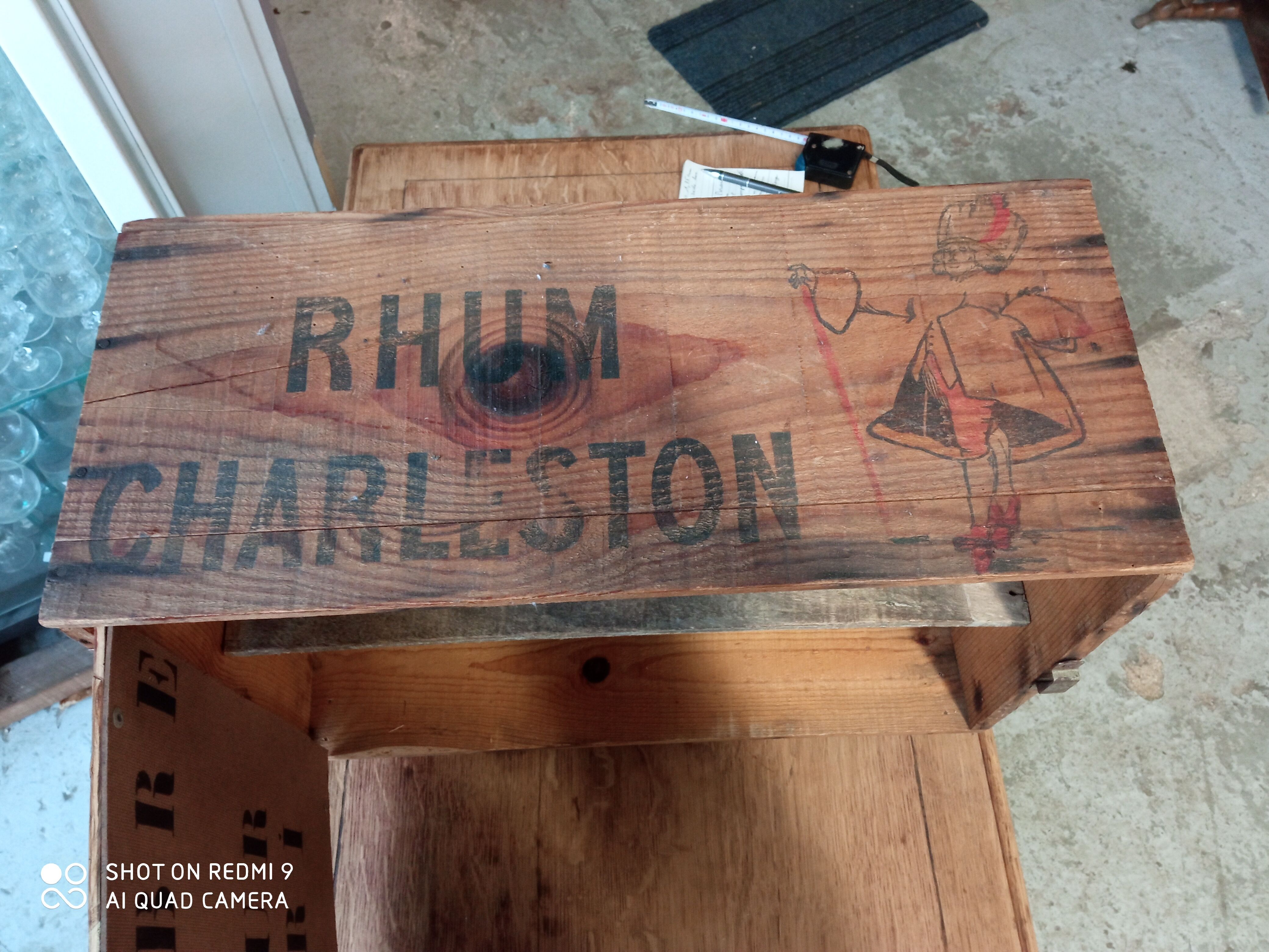 Extra furniture, Rum Charleston