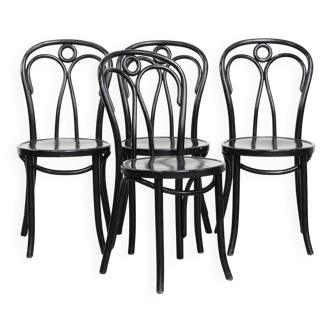 Ensemble de 4 chaises de bistrot noires de style Thonet vintage