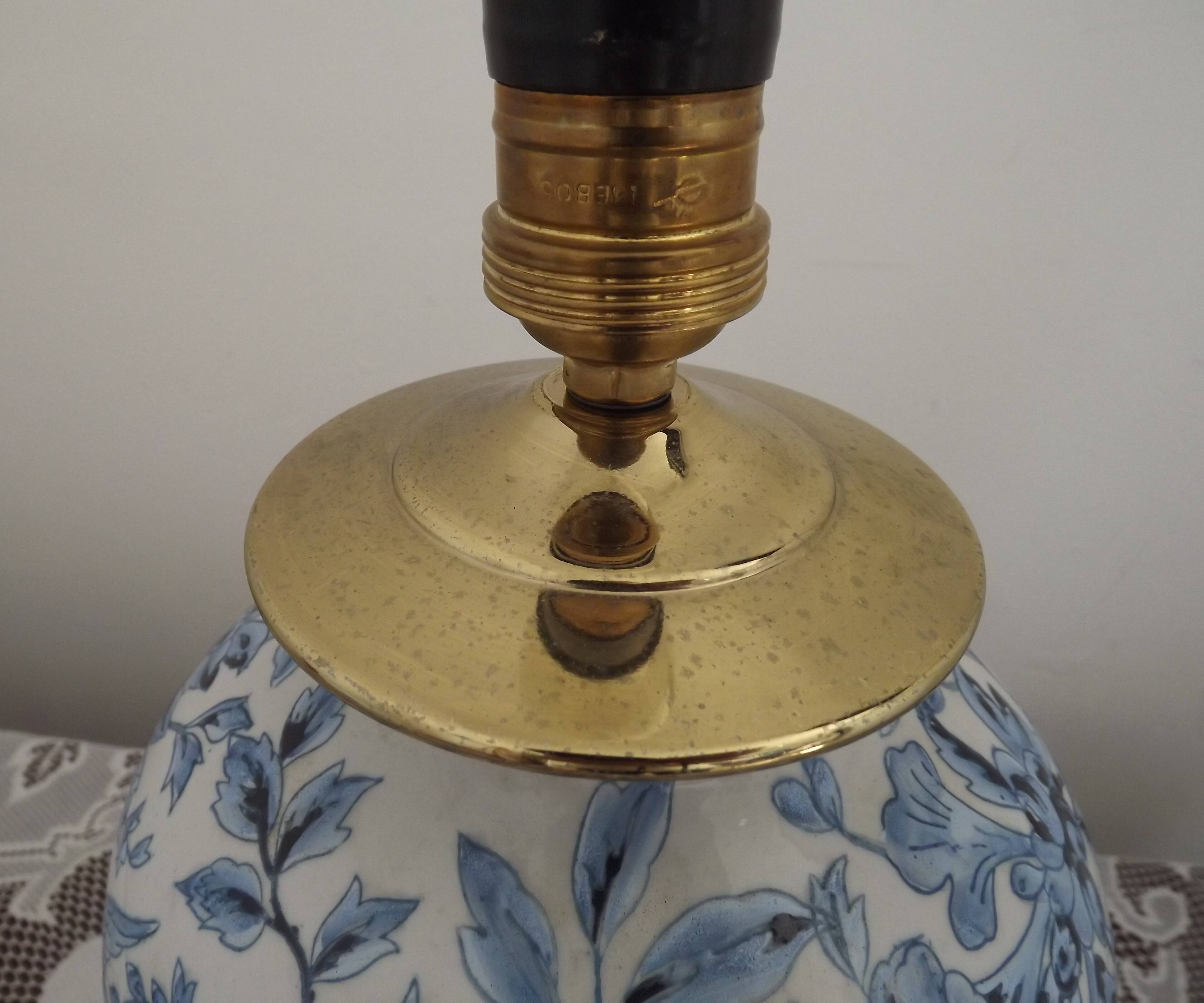 Blue & White Chinoiserie Ginger Jar Table Lamp Raised Bird & Floral Moti