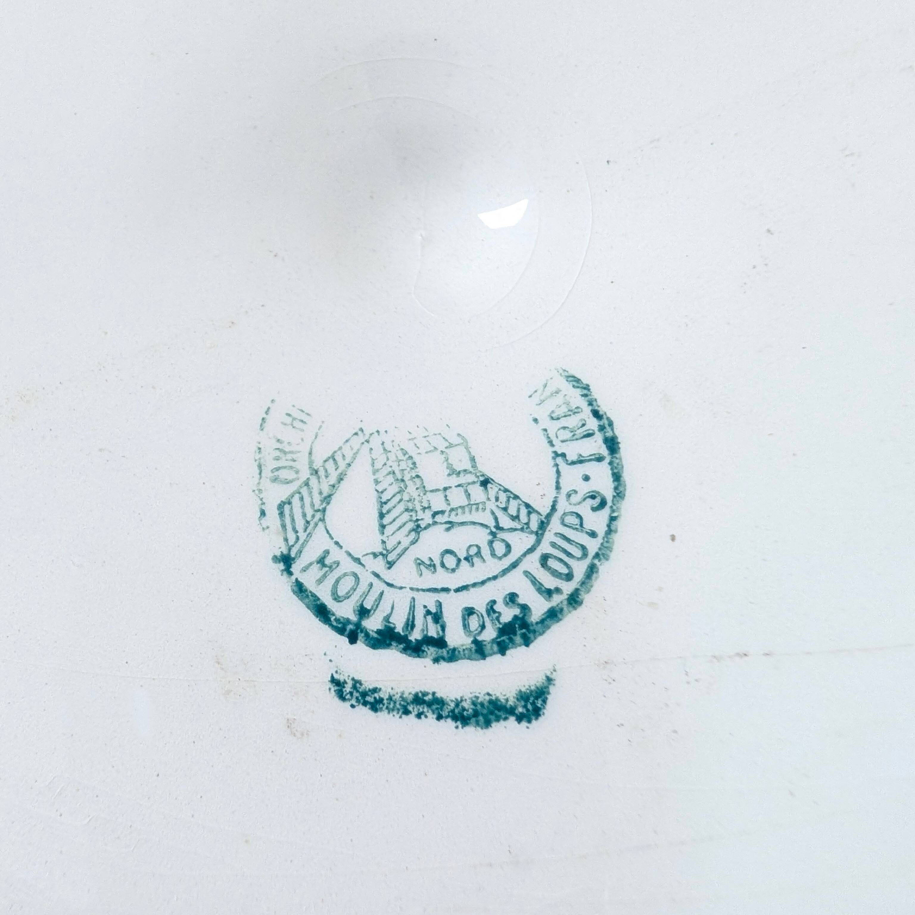 Barbotine style earthenware oyster dish