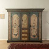 Antique wardrobe from the 19th century