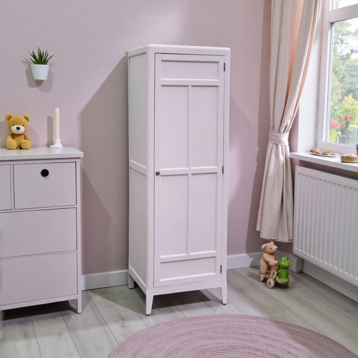 Parisian wardrobe, nude pink, 1940.