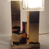 Lámpara de mesa de metal. Italia,1970s.