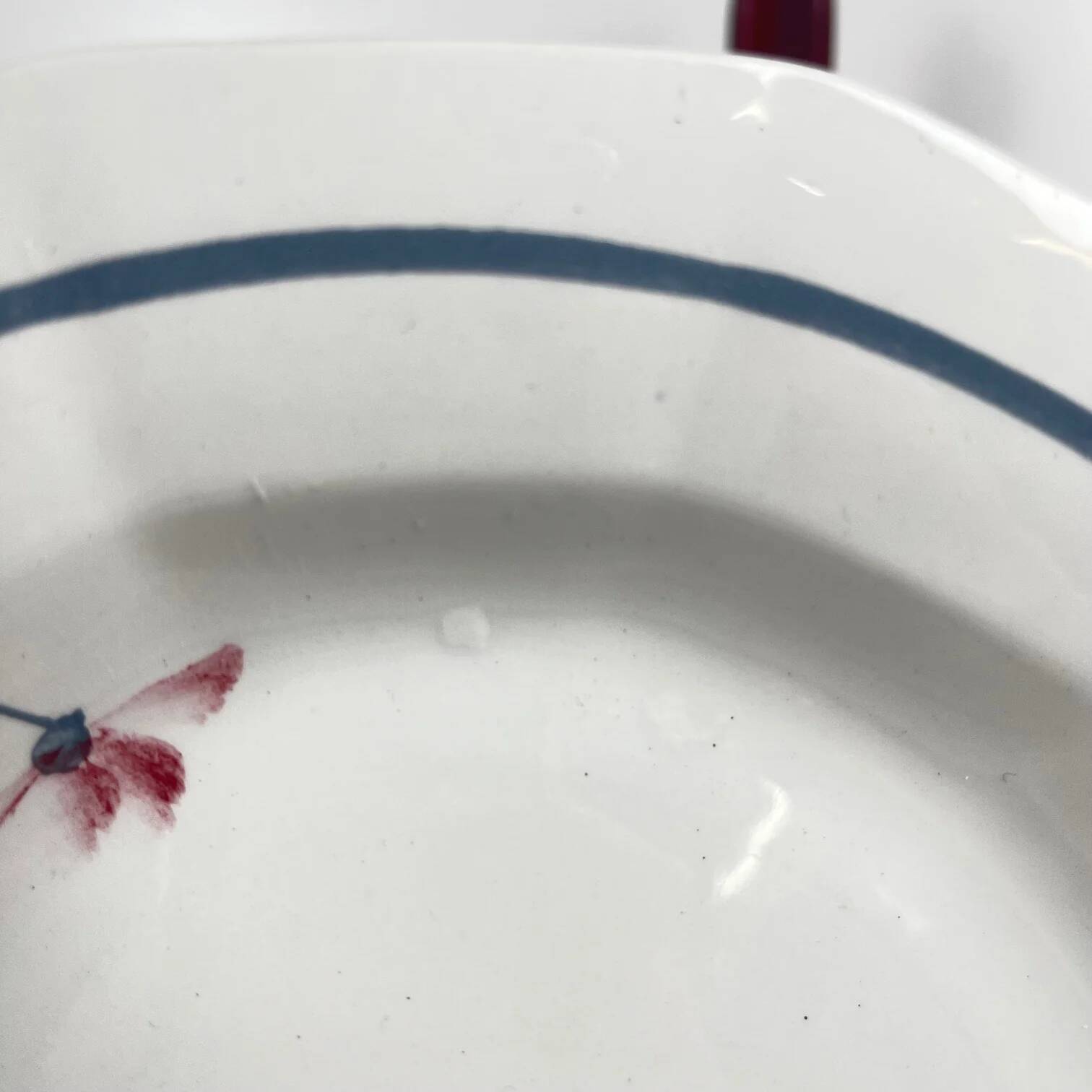 Set of 6 semi-deep plates Abeille d'or, St Amand, 20th century