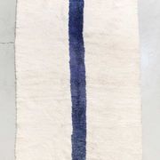 Berber carpet beni ouarain ecru blue line 243x160m