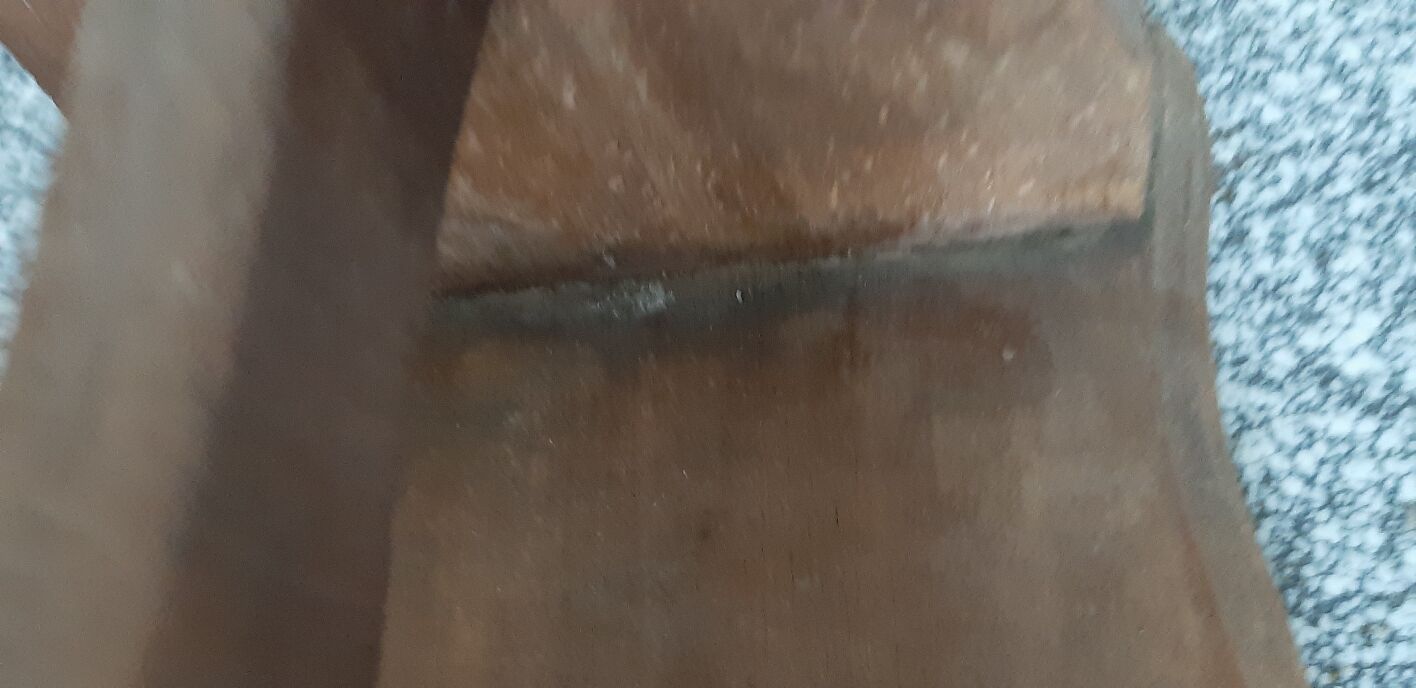 small bench rests feet