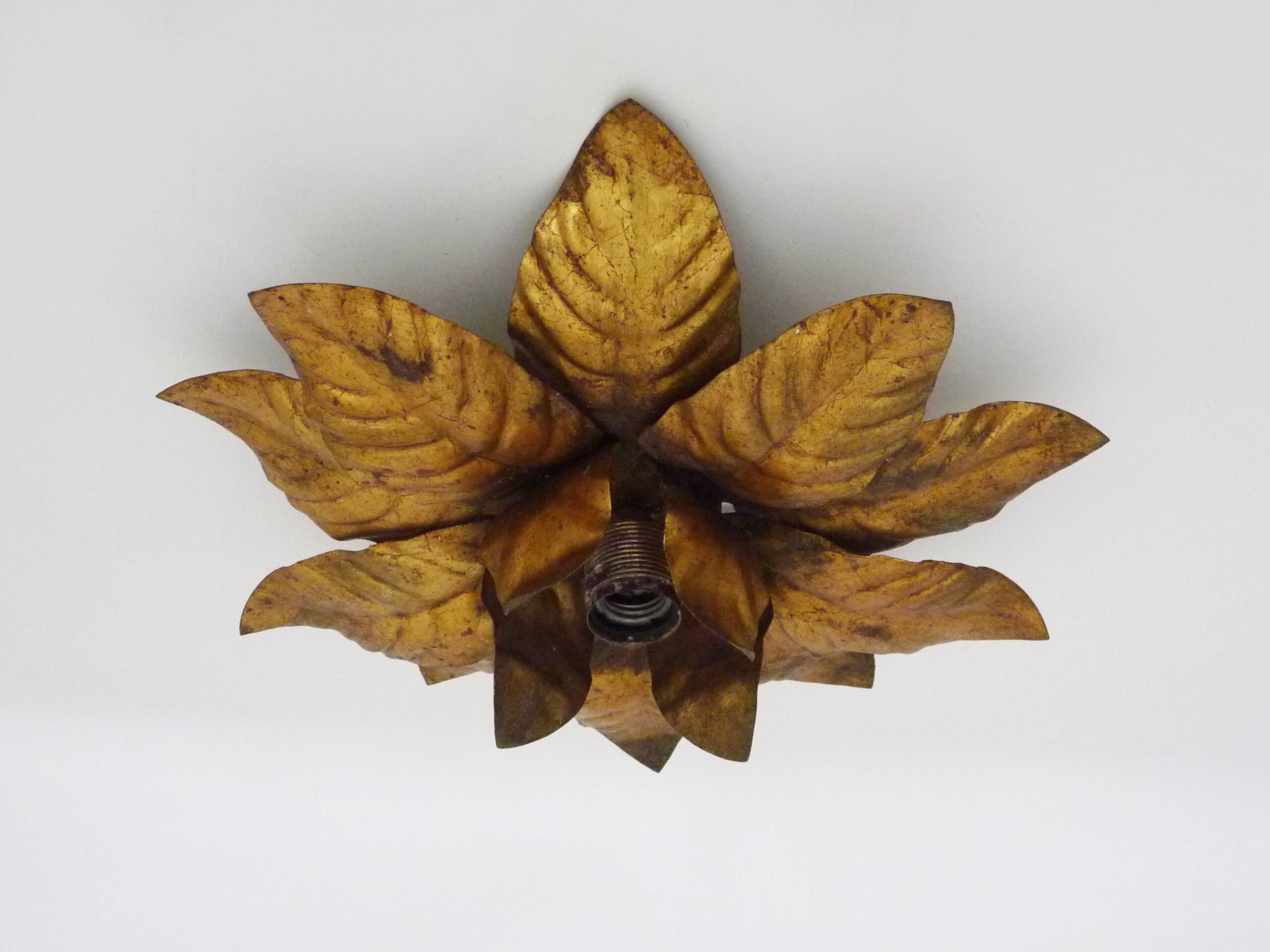 Wall light, ceiling light sun foliage in gold metal, vintage ceiling light. Italy 70s