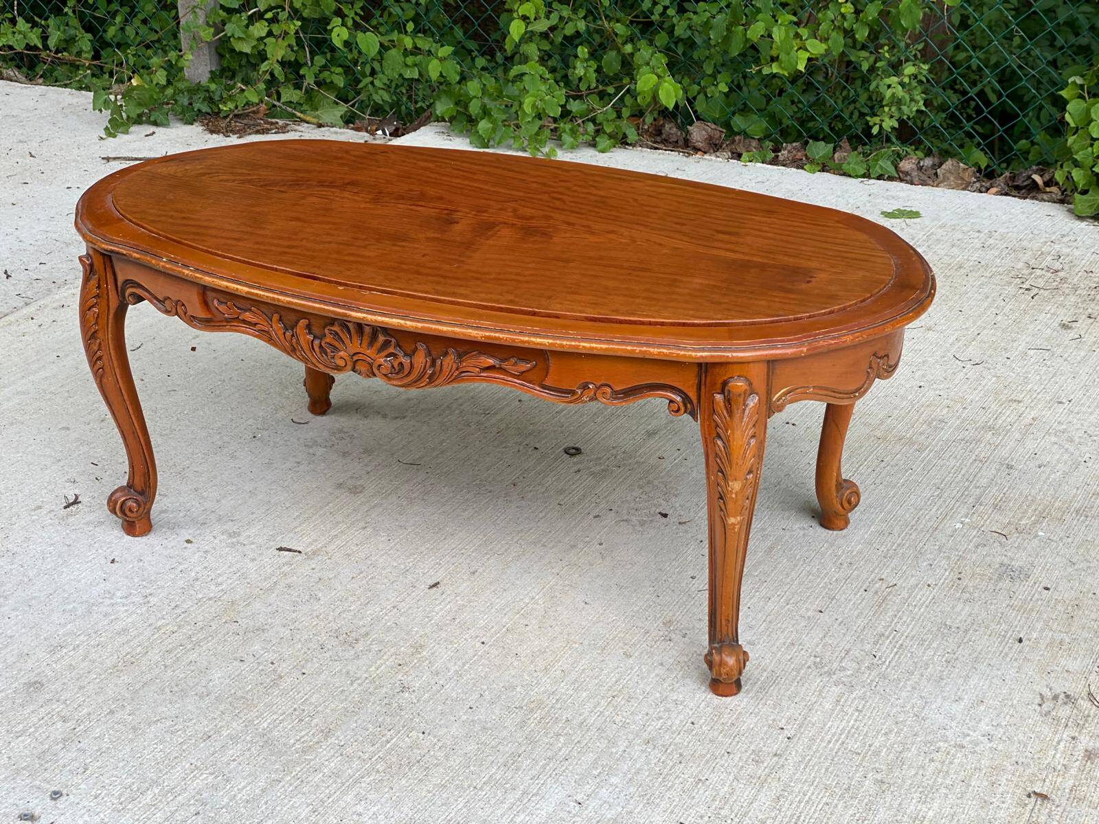 Table basse vintage Louis XV en bois 115cm