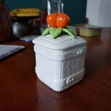 Jam pot / jam jar