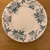 Assiette en en terre de fer Amandinoise, collection Anémone