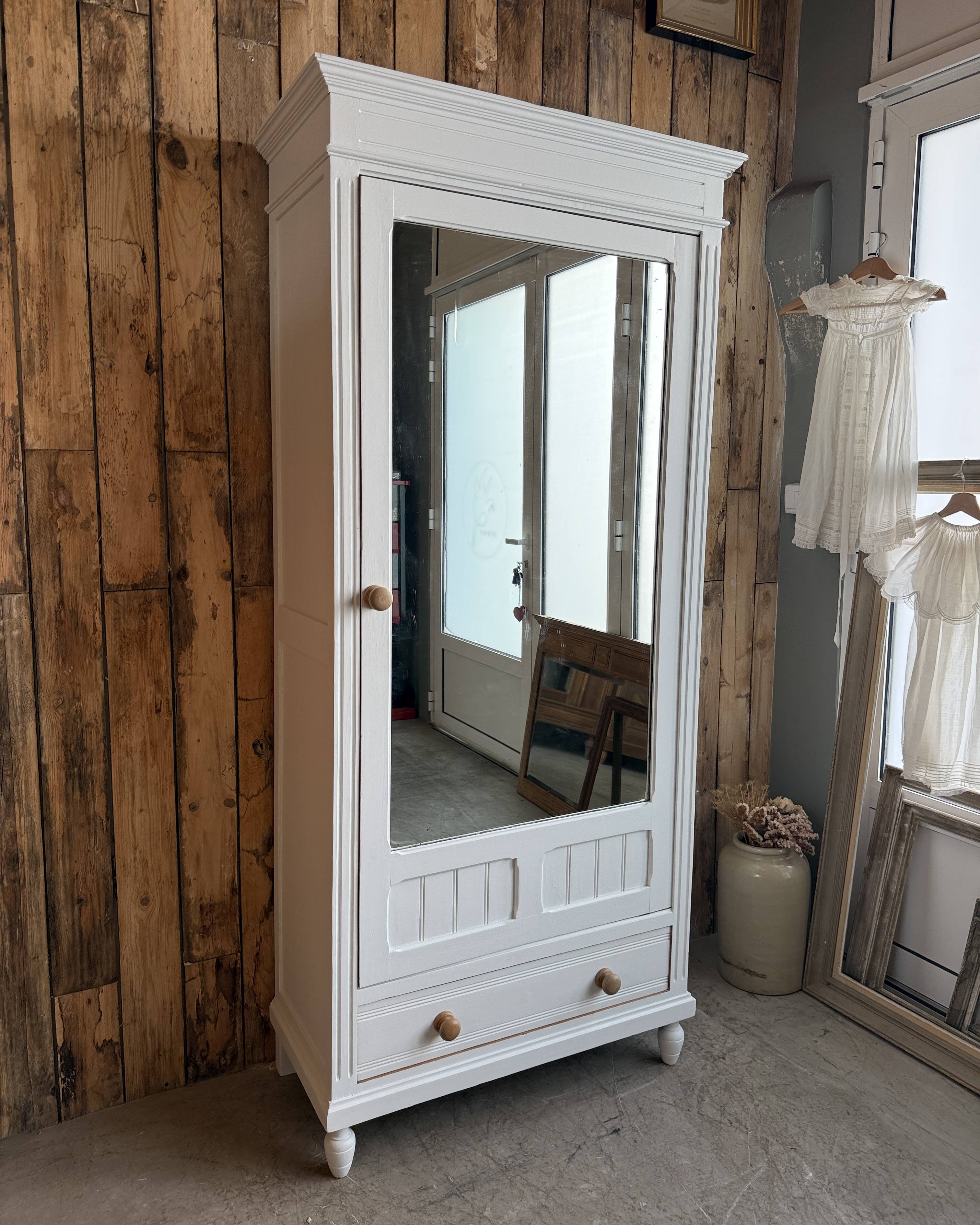 Antique white mirrored wardrobe (renovated)